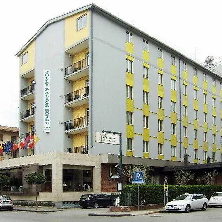 Hotel Aretusa Palace 4*